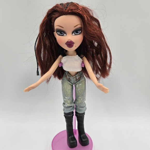 Bratz Treasures Roxxi Pirate Doll Original Pants & Boots MGA 2005 Y2K EUC - Picture 2 of 9